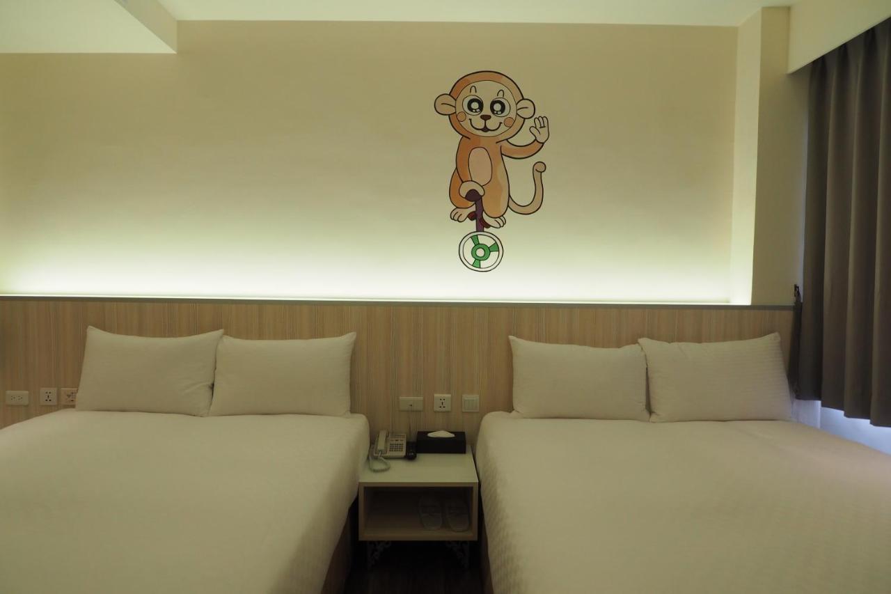 M Hotel Kaohsiung Exterior photo